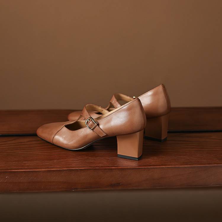Sapato Feminino Veyla em Couro