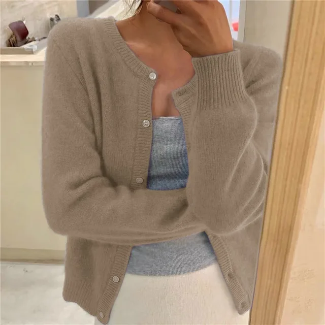 Cardigan em Malha Macia