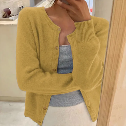 Cardigan em Malha Macia